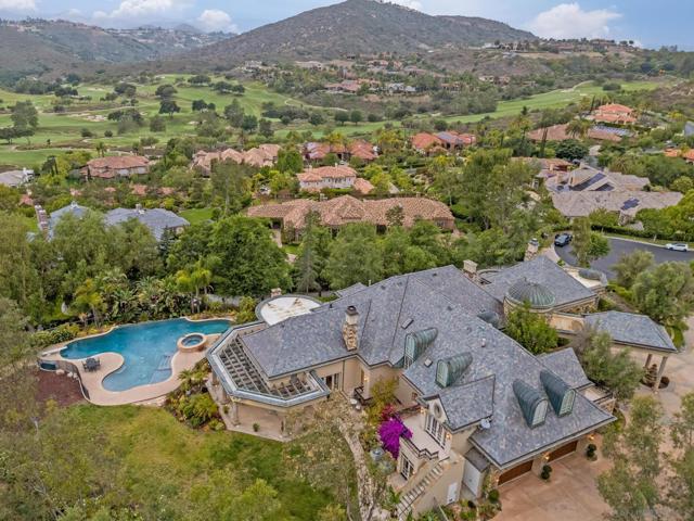 14380 Ciera Court, Poway CA: https://media.crmls.org/mediaz/22933e1e-7e3c-4289-8196-deb47e09f849.jpg