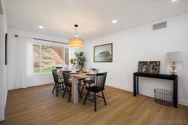 17283 Montero Rd, San Diego CA: https://media.crmls.org/mediaz/2293f1e7-27d2-4687-b583-91ee6c51fc76.jpg