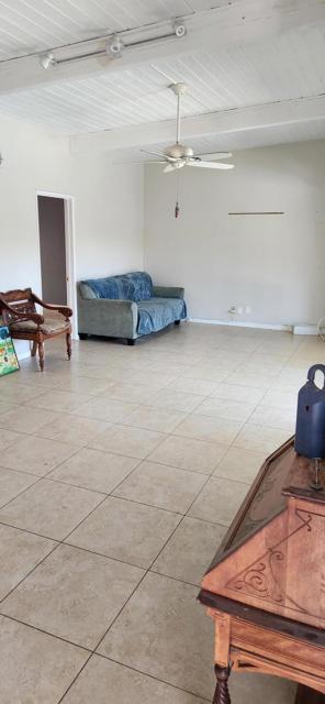 2272 N Starr Road, Palm Springs CA: https://media.crmls.org/mediaz/229423a7-e7f2-402a-a2c2-fe2043b8c849.jpg