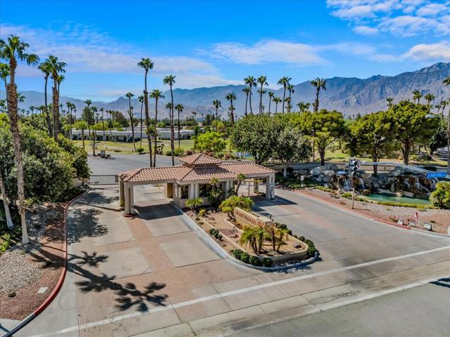 67527 N Portales Drive, Cathedral City CA: https://media.crmls.org/mediaz/22950a5e-043f-4676-8829-e50affb93cc4.jpg