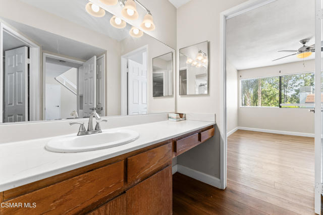 1190 Tivoli Lane, Simi Valley CA: https://media.crmls.org/mediaz/22952fee-42f6-4cd3-b7fc-ae5ae8d69af8.jpg