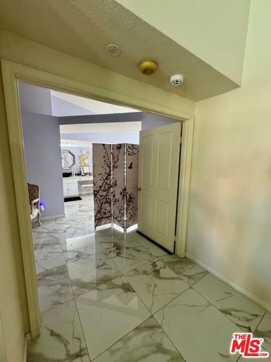 Image 10 of 31 For 408 Oakmont Drive