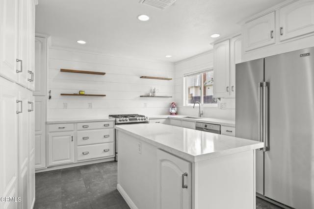 709 Walker Avenue, Camarillo CA: https://media.crmls.org/mediaz/2298e12c-00c5-4513-aded-89f37a265667.jpg