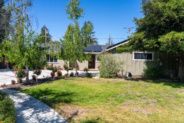 173 Ivy Hill Way, Los Gatos CA: https://media.crmls.org/mediaz/2299edfb-0495-4d52-8baa-b1f6a668e615.jpg