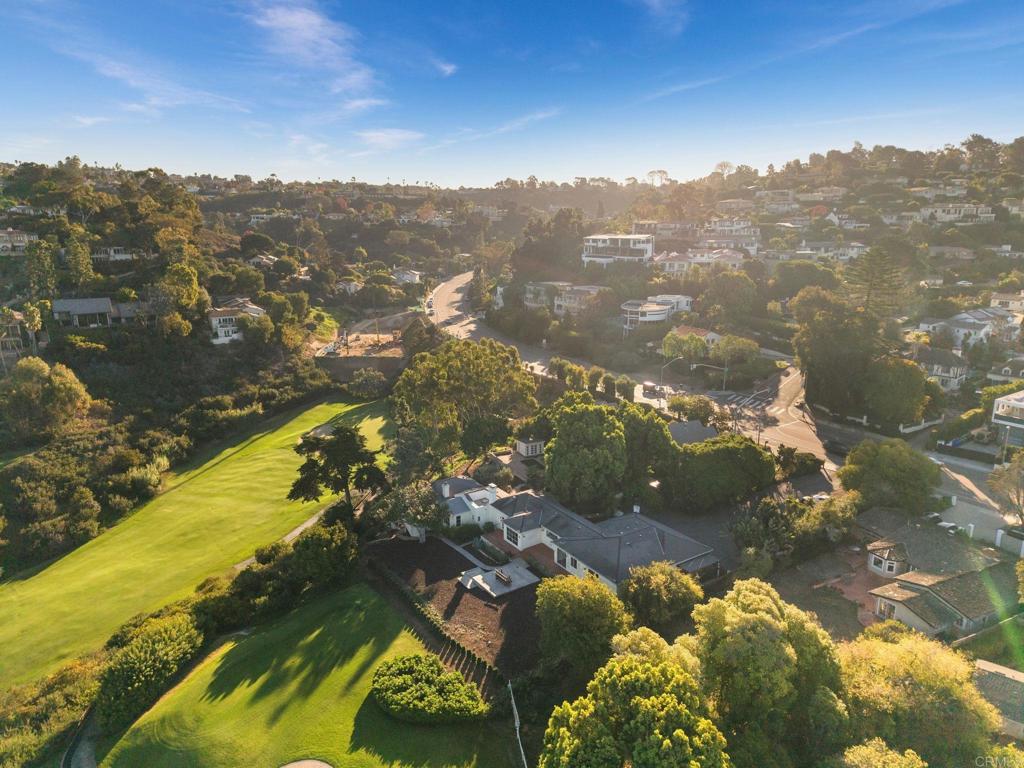 1402 Muirlands Drive - photo 11