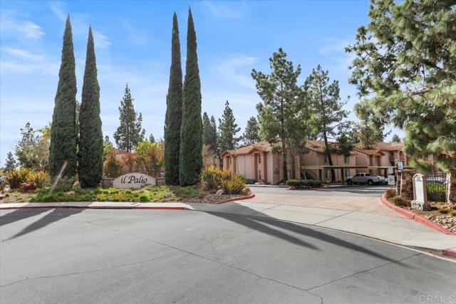 12059 Alta Carmel Ct, San Diego CA: https://media.crmls.org/mediaz/229bf48c-f453-4dc3-bf81-68b53cef8ded.jpg
