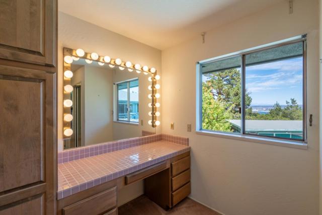 44 El Caminito Del Norte, Monterey CA: https://media.crmls.org/mediaz/229c0464-dc14-4dea-ab42-2b3728a0420f.jpg