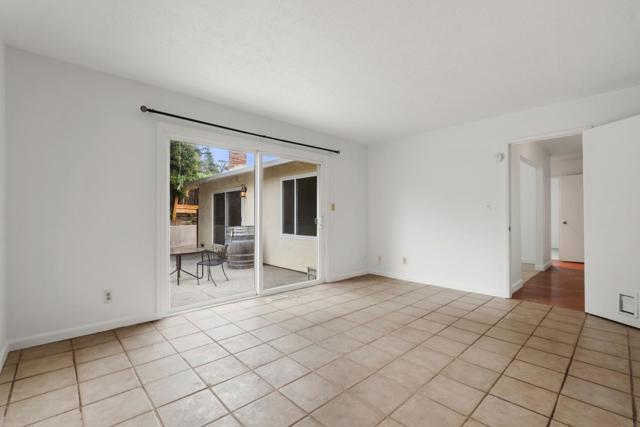 1091 Century Drive, Napa CA: https://media.crmls.org/mediaz/229dbb7f-2ab9-46b9-aafc-47a8287f3e07.jpg