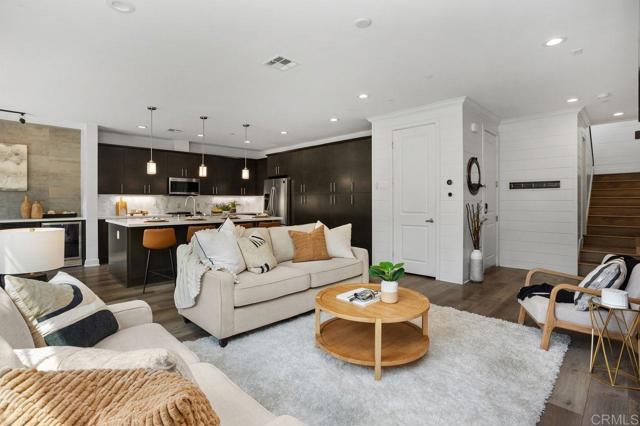 3157 Salina rd, Carlsbad CA: https://media.crmls.org/mediaz/229dbc83-ef22-4f3e-a1f0-a196ccaafed0.jpg
