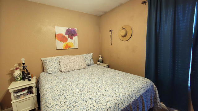 82804 Crawford Drive, Indio CA: https://media.crmls.org/mediaz/229ec3cc-a6c6-4635-bace-a5e5f55e06b5.jpg