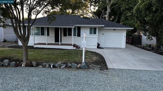 1867 Jacqueline Way, Concord CA: https://media.crmls.org/mediaz/22a0d4dd-fa92-4ca6-a52c-cf79bfe54bac.jpg