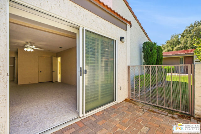 2515 N Whitewater Club Drive #A, Palm Springs, CA 92262