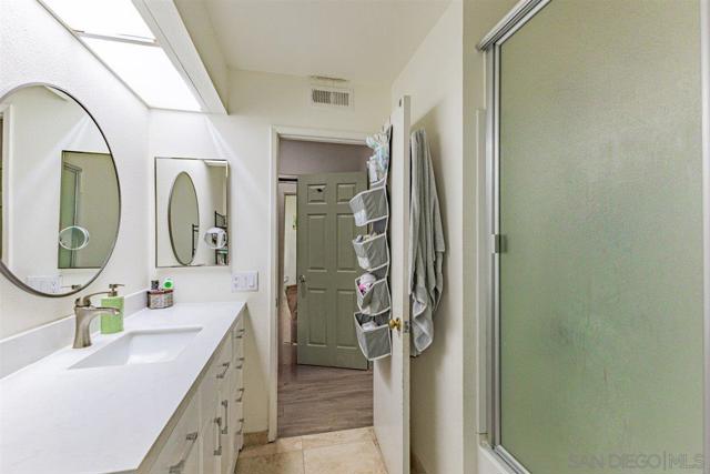 2299 Cabo Bahia, Chula Vista CA: https://media.crmls.org/mediaz/22a12761-18a5-4267-9288-0fe8b86637f5.jpg