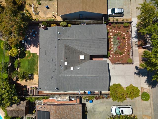 1828 Lencar Way, San Jose CA: https://media.crmls.org/mediaz/22a13c7b-5d49-45ca-adca-15b7ae3bfd89.jpg