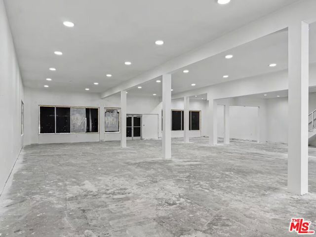  Commercial for Sale in Los Angeles, California