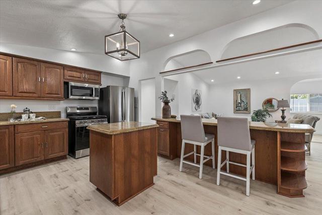 902 Blazingwood Drive, Sunnyvale CA: https://media.crmls.org/mediaz/22a34f46-fd9b-48f9-bd73-fa365685de92.jpg
