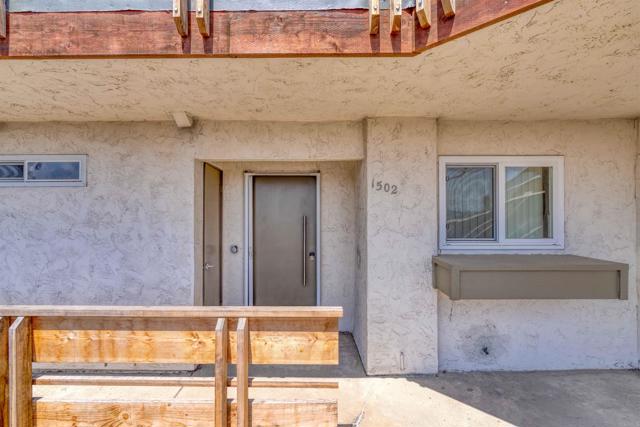 1502 Seacoast Drive, Imperial Beach CA: https://media.crmls.org/mediaz/22a485e4-b377-41f3-be46-a3743fe9773f.jpg