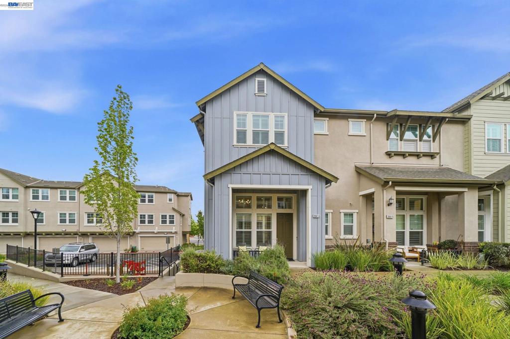3941 Portola Cmn #6