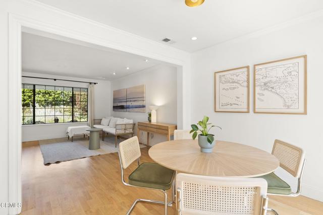 2426 Warbler Avenue, Ventura CA: https://media.crmls.org/mediaz/22a5a10f-61e2-48c2-b9be-f926e968a6f0.jpg