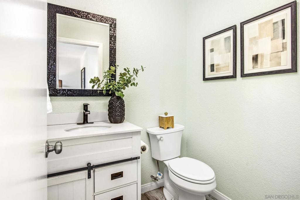 2251 Famosa Blvd - photo 10