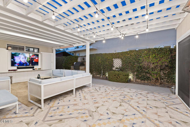 Detail Gallery Image 32 of 36 For 143 Foxtail Dr, Santa Monica,  CA 90402 - 4 Beds | 3/1 Baths