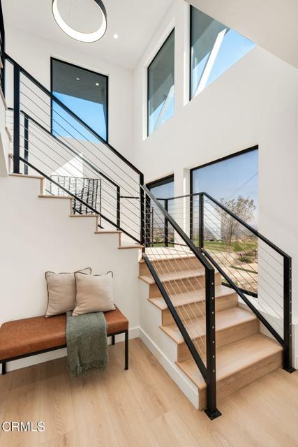 Detail Gallery Image 9 of 21 For 708 Skyview Ter, Ventura,  CA 93003 - 4 Beds | 2/1 Baths