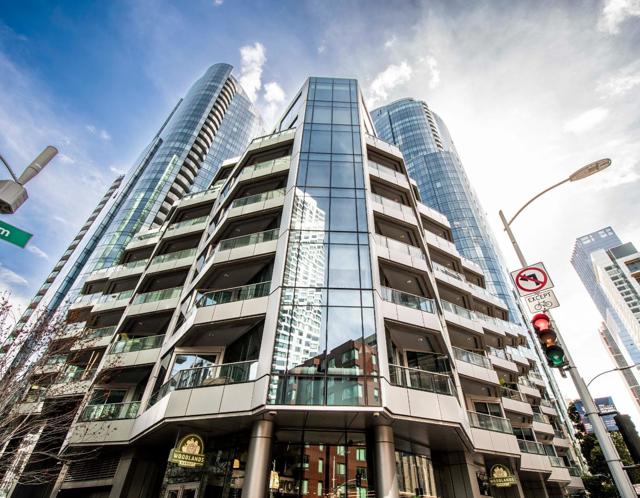 318 Main Street, San Francisco CA: https://media.crmls.org/mediaz/22a7e4ea-be96-4667-a394-36d3f74c4db2.jpg