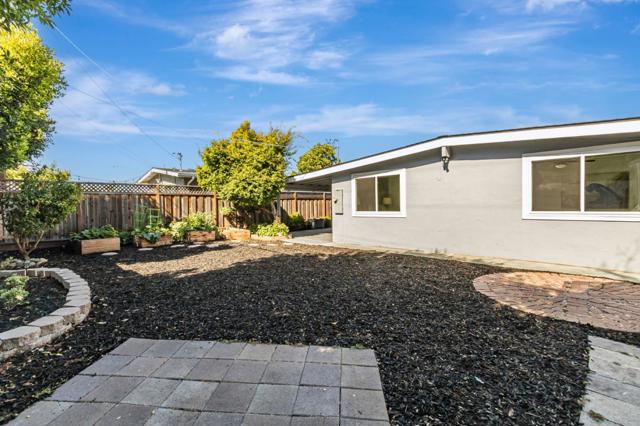 749 Borregas Avenue, Sunnyvale CA: https://media.crmls.org/mediaz/22a8dc76-58d2-42fa-b15e-ab1072f1987d.jpg