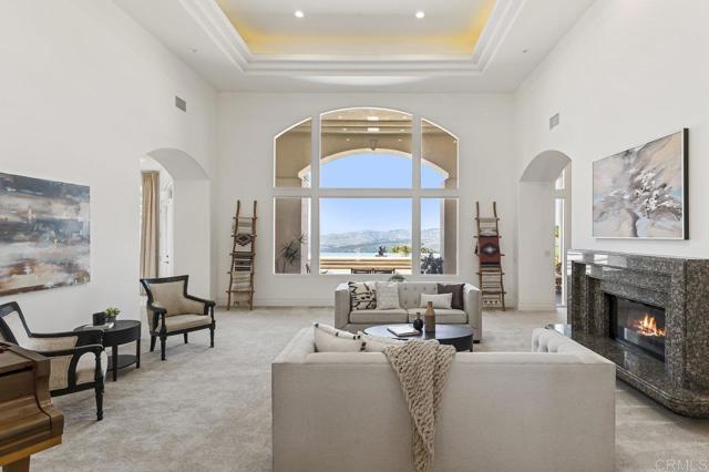 Home for Sale in Valley Center