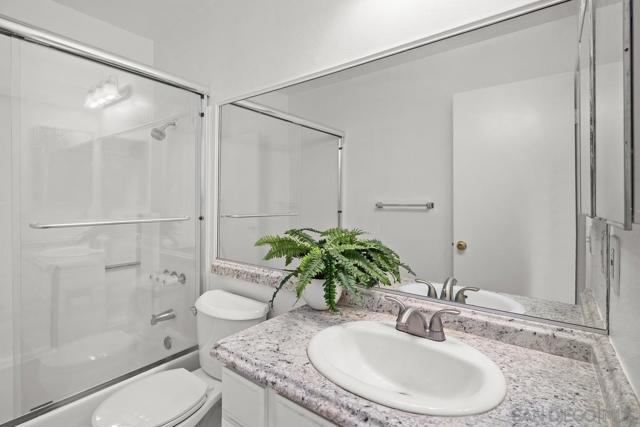 Image 18 of 27 For 4240 Porte De Merano 71