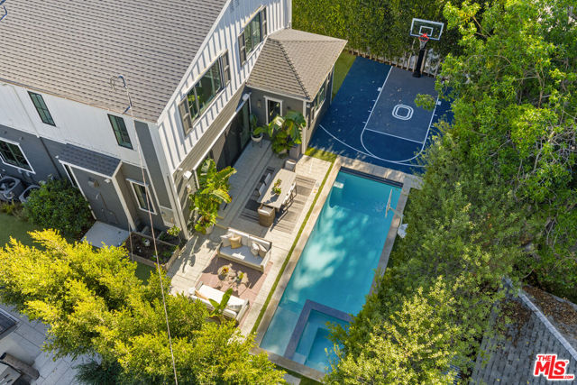 Image 2 of 39 For 11813 Woodbine Avenue