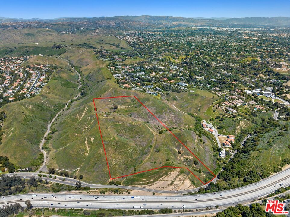 A rare chance to obtain approximately 26 acres of undeveloped land in unincorporated Los Angeles County, nestled within the Santa Monica Mountains North Planning Area. The property is bordered by the coveted city of Hidden Hills.