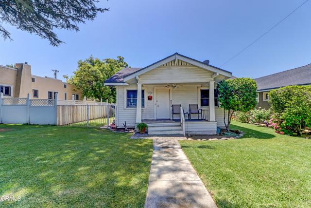 320 W Lemon Avenue, Monrovia CA: https://media.crmls.org/mediaz/22acee3c-944c-4c51-aa1c-a29f3cfbe867.jpg