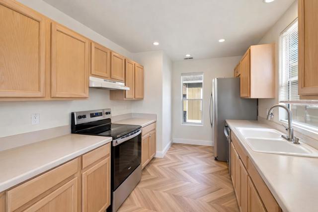 Image 14 of 26 For 110 Library Lane