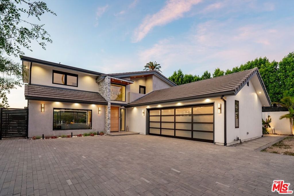 26029 Farmfield Road