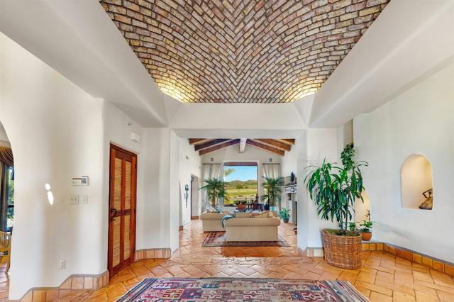 3198 Ashley Park Way, Jamul CA: https://media.crmls.org/mediaz/22b084cc-8740-4414-84cf-9b509a9c54a0.jpg