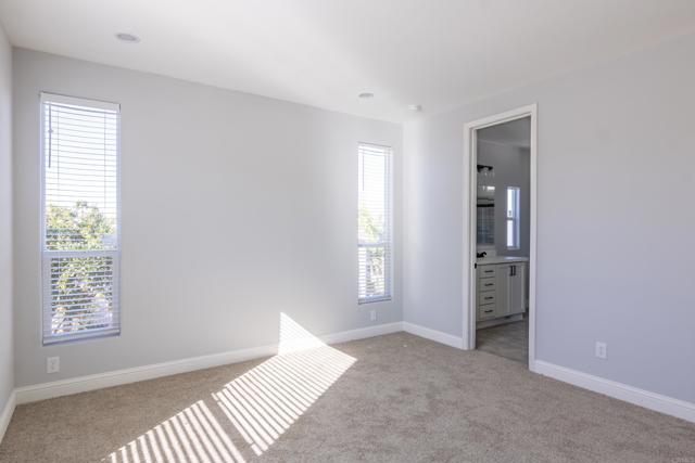 Detail Gallery Image 4 of 19 For 155 Las Flores Dr #39,  San Marcos,  CA 92069 - 4 Beds | 2 Baths