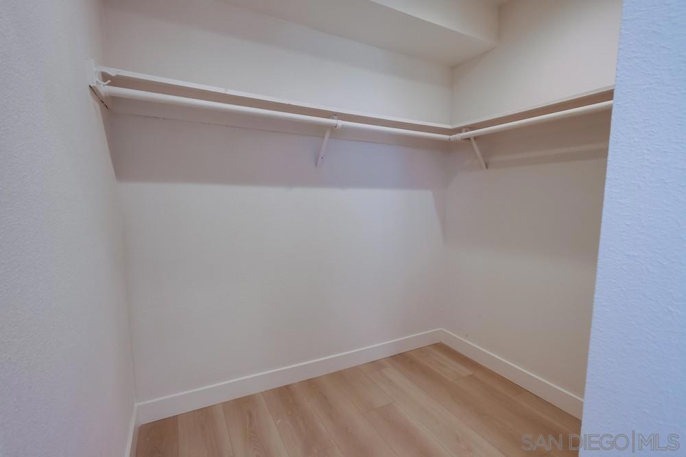 MLS #250032138SD img 29