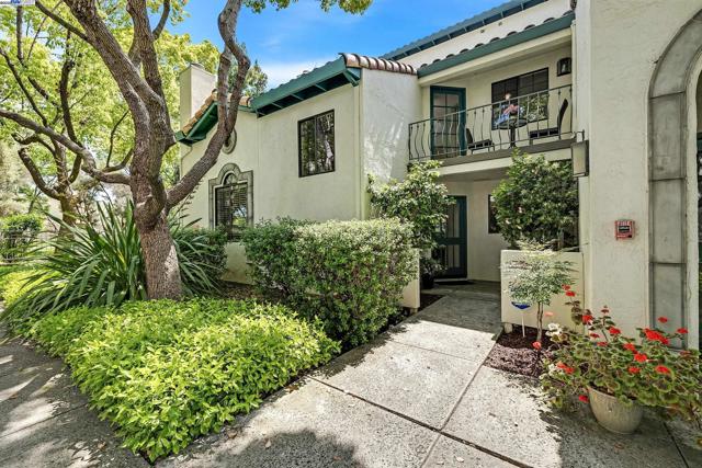 39280 Marbella Terraza, Fremont CA: https://media.crmls.org/mediaz/22b281c2-815f-4f80-8f34-9d1b4510b5c0.jpg