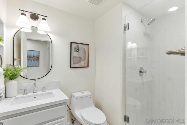 12035 World Trade Dr, San Diego CA: https://media.crmls.org/mediaz/22b2d138-8fbc-4c7d-851a-646ca27fbf5e.jpg