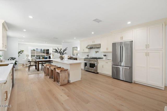 1105 Fairview Drive, La Canada Flintridge CA: https://media.crmls.org/mediaz/22b4c8e3-7d59-4bc1-b9cc-2961cc3023e6.jpg