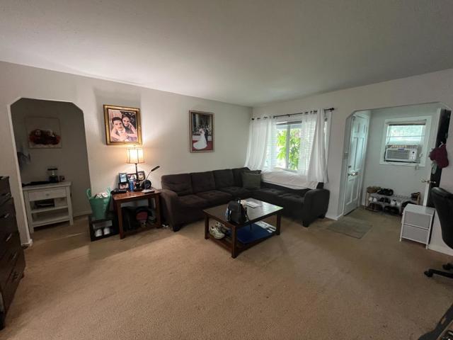 1168 Saratoga Avenue, East Palo Alto CA: https://media.crmls.org/mediaz/22b5f407-40dc-4009-9059-43a2bedd2bbf.jpg