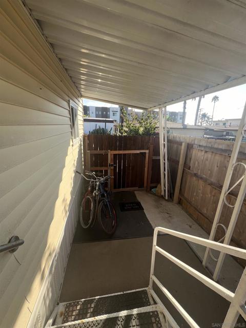 1046 Cleveland #14, Oceanside, California 92054, 1 Bedroom Bedrooms, ,1 BathroomBathrooms,Residential,For Sale,Cleveland #14,240024048SD