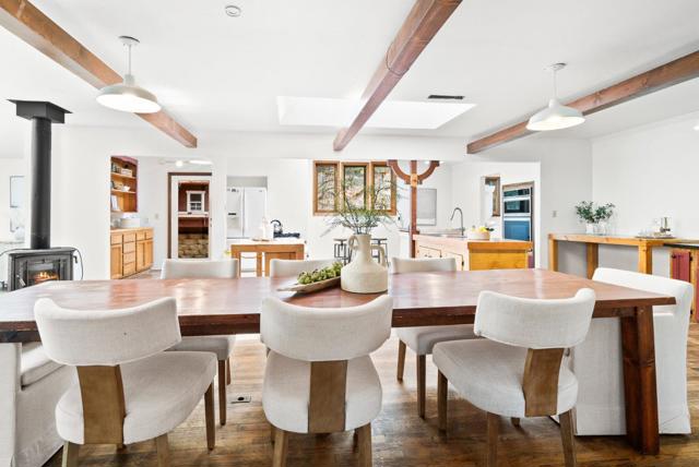 530 Flume Road, Aptos CA: https://media.crmls.org/mediaz/22b6d7c0-d4b4-439e-b834-7f21e055d77c.jpg