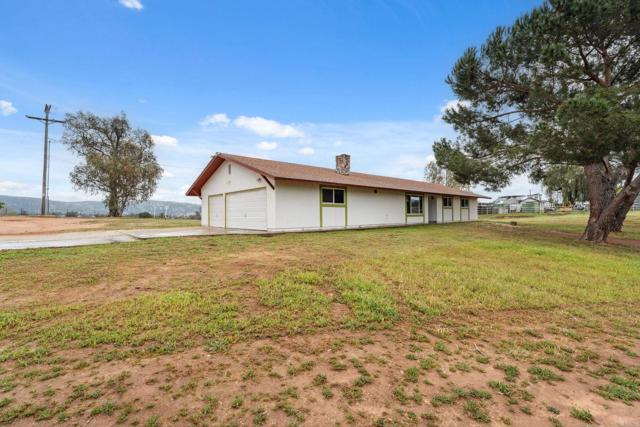 Detail Gallery Image 3 of 49 For 1375 Pine St,, Ramona,  CA 92065 - 3 Beds | 2 Baths