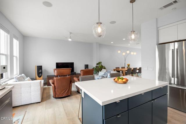 Detail Gallery Image 12 of 45 For 1323 Bayside Cir, Oxnard,  CA 93035 - 3 Beds | 2/1 Baths