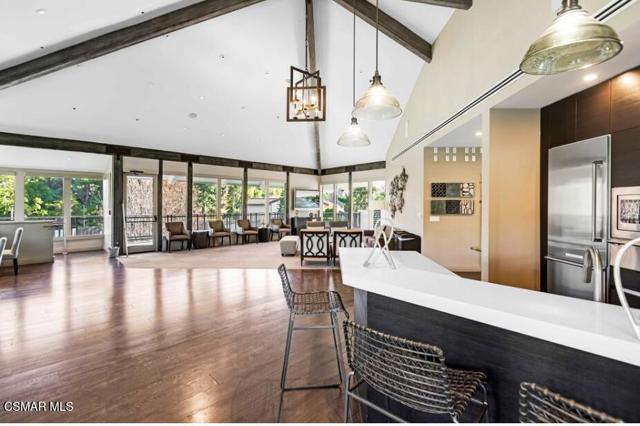 2457 Angelo Drive, Los Angeles CA: https://media.crmls.org/mediaz/22b90502-1866-4268-94ce-4c6dcdb9e4d6.jpg