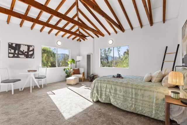 25311 Jesmond Dene Road, Escondido CA: https://media.crmls.org/mediaz/22b924b1-a0d5-4252-980d-da971a0f75ad.jpg