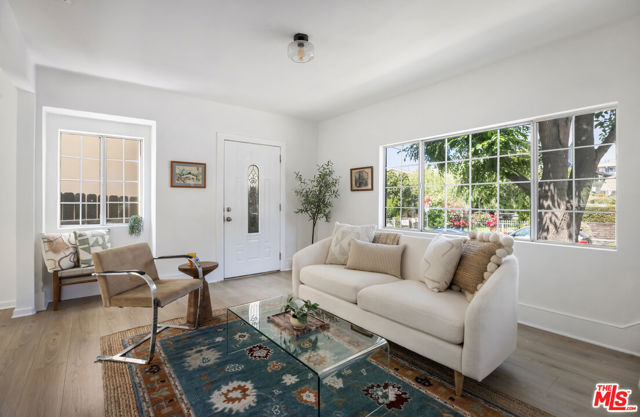 329 N Avenue 57, Los Angeles CA: https://media.crmls.org/mediaz/22b96b2c-b65e-45c6-afe2-da4ecc7552d3.jpg