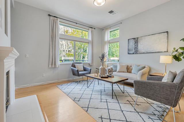 111 Cliff Swallow Court, Brisbane CA: https://media.crmls.org/mediaz/22ba8ccc-5e48-480a-8c41-f624ead6516c.jpg